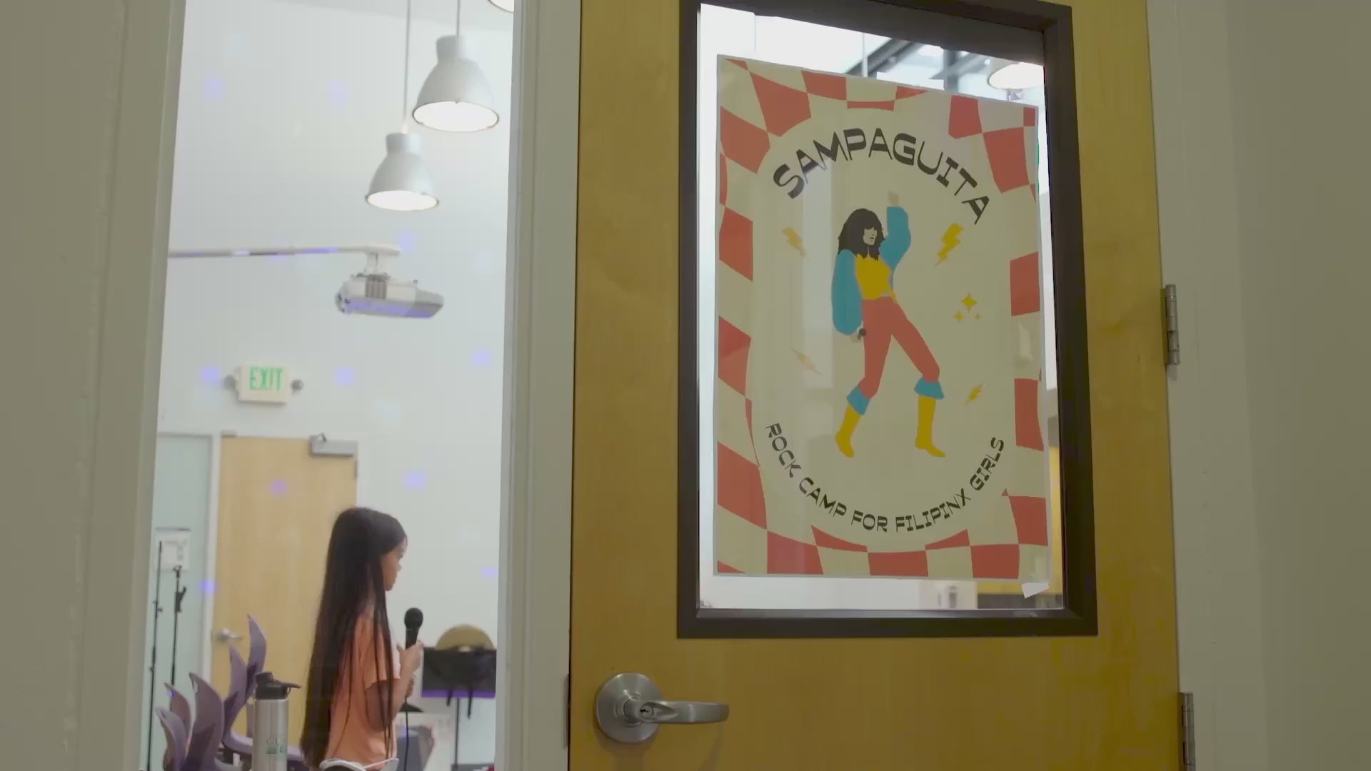 Load video: 2025 Promo by Diana Diroy